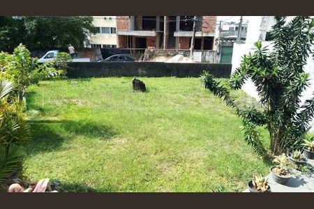 Casa de condomínio à venda com 92m², 2 quartos e sem vaga