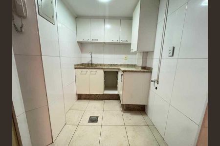 Casa de condomínio à venda com 70m², 2 quartos e 1 vaga