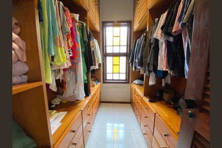 Casa à venda com 765m², 4 quartos e 8 vagas