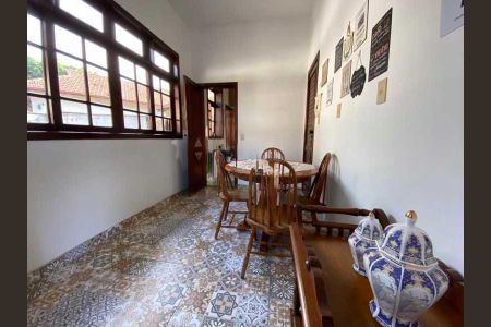 Casa à venda com 765m², 4 quartos e 8 vagas