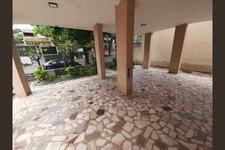 Apartamento à venda com 65m², 2 quartos e 1 vaga