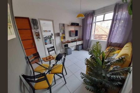 Apartamento à venda com 65m², 2 quartos e 1 vaga