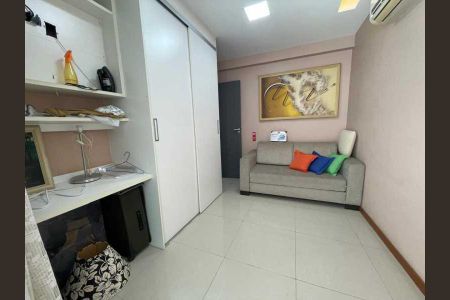 Casa à venda com 164m², 3 quartos e 3 vagas