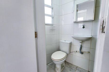 Casa à venda com 230m², 4 quartos e 2 vagasBanheiro de serviço