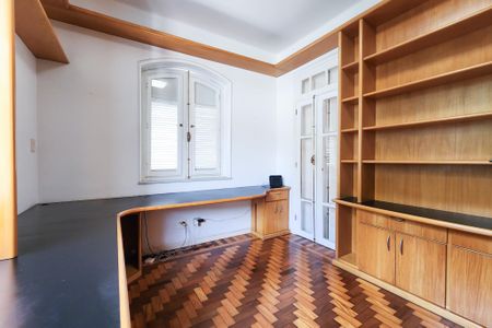 Casa à venda com 230m², 4 quartos e 2 vagasQuarto 1