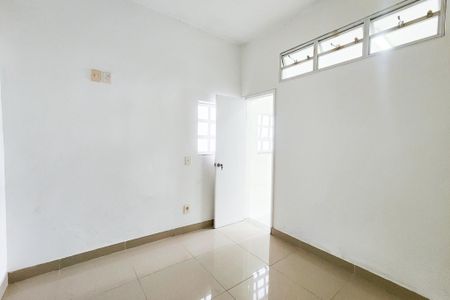Casa à venda com 230m², 4 quartos e 2 vagasQuarto de serviço