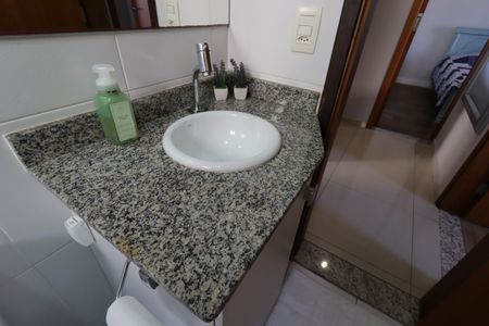 Apartamento à venda com 88m², 3 quartos e 2 vagasBanheiro Social - Pia