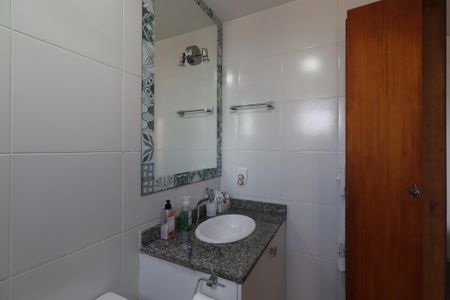 Apartamento à venda com 88m², 3 quartos e 2 vagasBanheiro da Suíte