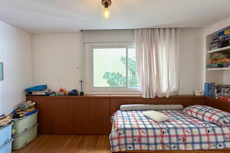 Apartamento à venda com 174m², 3 quartos e 2 vagasQuarto 01