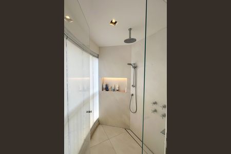 Apartamento à venda com 174m², 3 quartos e 2 vagasBanheiro  Suíte