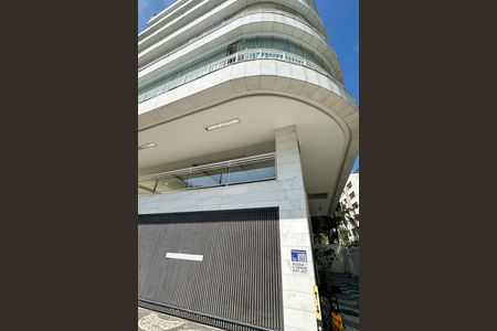 Apartamento à venda com 174m², 3 quartos e 2 vagasPlaquinha