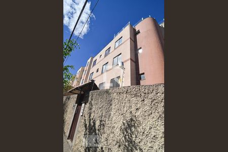 Apartamento para alugar com 70m², 3 quartos e 2 vagas