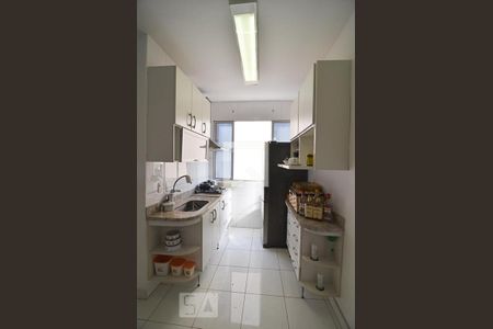 Apartamento para alugar com 70m², 3 quartos e 2 vagas