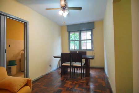 Apartamento à venda com 67m², 2 quartos e 1 vagaSala