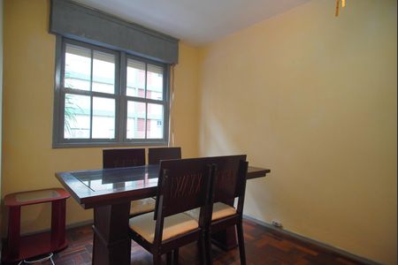 Apartamento à venda com 67m², 2 quartos e 1 vagaSala