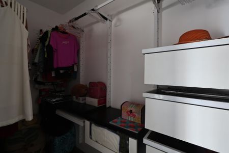 Casa à venda com 300m², 4 quartos e 3 vagasCloset da suíte 1