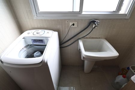 Casa à venda com 300m², 4 quartos e 3 vagasLavanderia