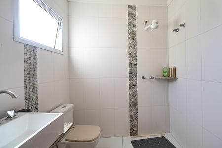 Casa à venda com 300m², 4 quartos e 3 vagasBanheiro da Suíte 3