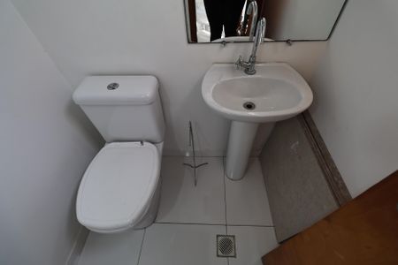 Casa à venda com 300m², 4 quartos e 3 vagaslavabo 2