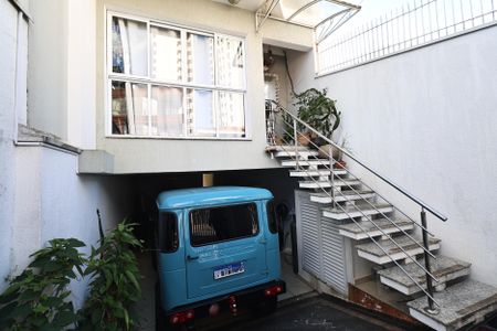 Casa à venda com 300m², 4 quartos e 3 vagasGaragem