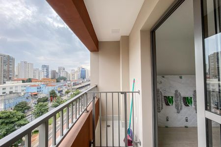 Studio à venda com 34m², 1 quarto e sem vaga Studio à venda com 34m², 1 quarto e sem vagaVaranda