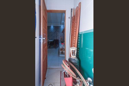 Casa à venda com 320m², 2 quartos e 2 vagasBanheiro Social