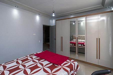 Casa à venda com 320m², 2 quartos e 2 vagasQuarto 1