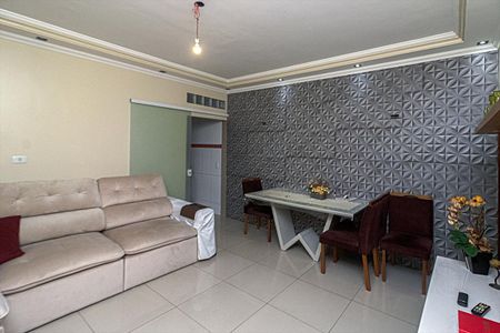 Casa à venda com 320m², 2 quartos e 2 vagasSala