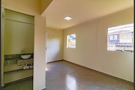 Apartamento à venda com 45m², 2 quartos e sem vaga Apartamento à venda com 45m², 2 quartos e sem vagaSala/Quarto