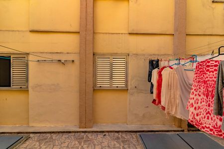 Apartamento à venda com 45m², 2 quartos e sem vaga Apartamento à venda com 45m², 2 quartos e sem vagaÁrea de serviço