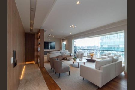 Apartamento à venda com 250m², 4 quartos e 5 vagasFoto 02