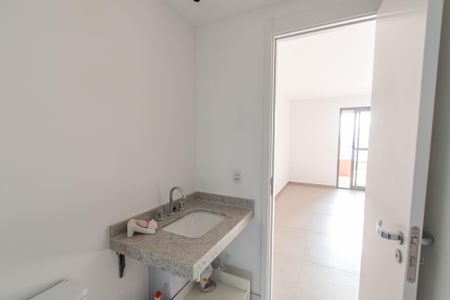 Studio à venda com 34m², 1 quarto e sem vaga Studio à venda com 34m², 1 quarto e sem vagaBanheiro