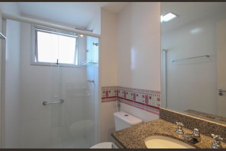 Apartamento para alugar com 178m², 3 quartos e 3 vagas Apartamento para alugar com 178m², 3 quartos e 3 vagasBanheiro /Suíte 3