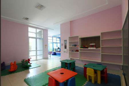 Apartamento para alugar com 178m², 3 quartos e 3 vagas Apartamento para alugar com 178m², 3 quartos e 3 vagasBrinquedoteca