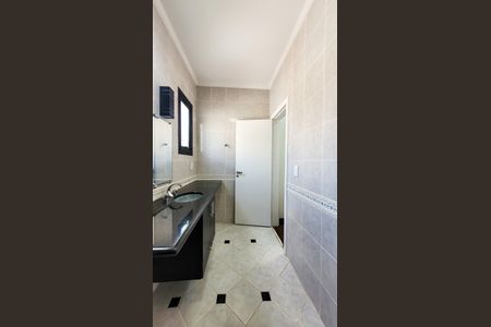 Casa de condomínio para alugar com 410m², 5 quartos e 6 vagas Casa de condomínio para alugar com 410m², 5 quartos e 6 vagasBanheiro Suíte 1