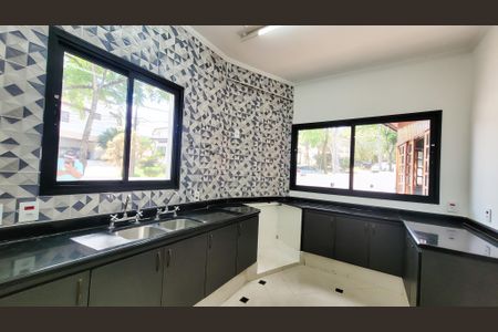 Casa de condomínio para alugar com 410m², 5 quartos e 6 vagas Casa de condomínio para alugar com 410m², 5 quartos e 6 vagasCozinha