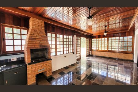 Casa de condomínio para alugar com 410m², 5 quartos e 6 vagas Casa de condomínio para alugar com 410m², 5 quartos e 6 vagasÁrea gourmet