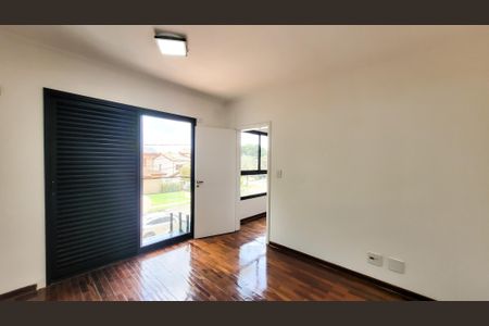 Casa de condomínio para alugar com 410m², 5 quartos e 6 vagas Casa de condomínio para alugar com 410m², 5 quartos e 6 vagasSuíte Master