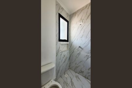 Casa de condomínio para alugar com 410m², 5 quartos e 6 vagas Casa de condomínio para alugar com 410m², 5 quartos e 6 vagasBanheiro da Suíte 2