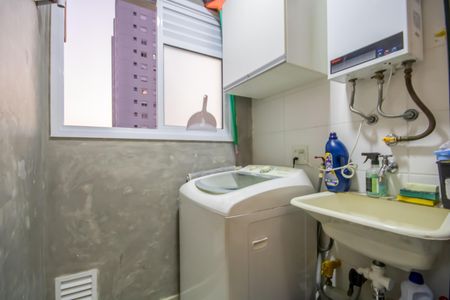 Apartamento à venda com 49m², 2 quartos e 1 vaga Apartamento à venda com 49m², 2 quartos e 1 vagaÁrea de Serviço