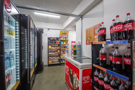 Apartamento à venda com 49m², 2 quartos e 1 vaga Apartamento à venda com 49m², 2 quartos e 1 vagaMercado