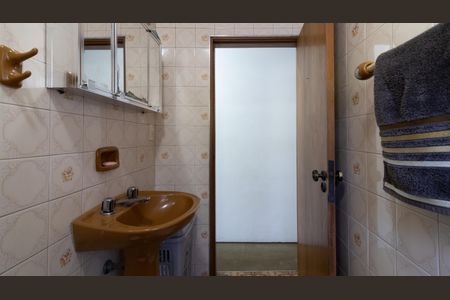 Casa à venda com 132m², 3 quartos e 2 vagasBanheiro Social 1