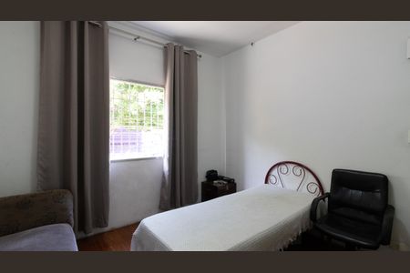 Casa à venda com 132m², 3 quartos e 2 vagasQuarto 2