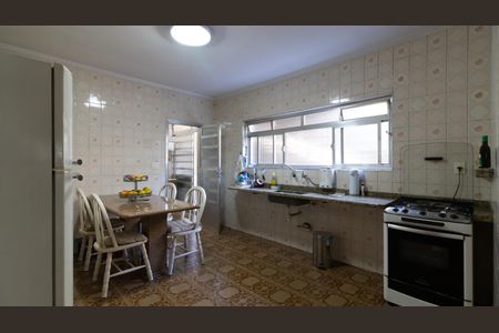 Casa à venda com 132m², 3 quartos e 2 vagasCozinha