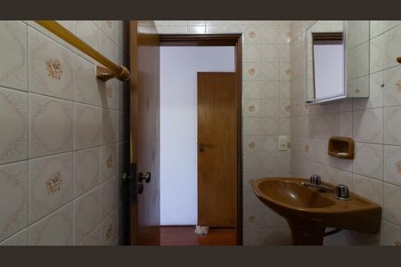 Casa à venda com 132m², 3 quartos e 2 vagasBanheiro da Suíte