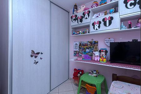 Apartamento à venda com 63m², 2 quartos e 1 vagaQuarto 2