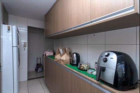 Apartamento à venda com 63m², 2 quartos e 1 vagaCozinha