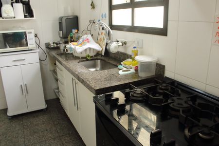 Apartamento à venda com 106m², 3 quartos e 2 vagasCozinha