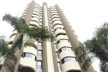 Apartamento à venda com 106m², 3 quartos e 2 vagasFachada