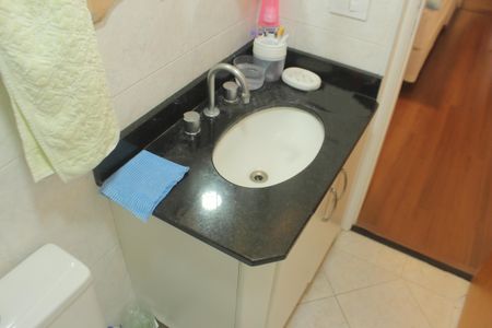 Apartamento à venda com 106m², 3 quartos e 2 vagasBanheiro da Suíte